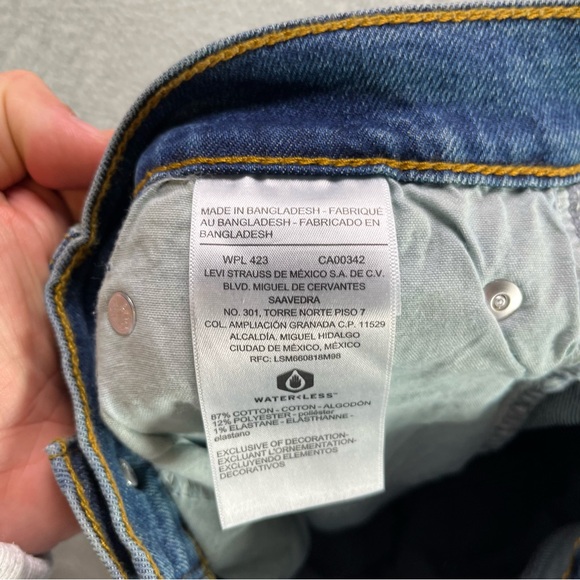 Levi's Denizen Blue 232 Slim Straight Jeans with Vintage Wash - Picture 6 of 13